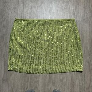 Women's Green Skirt Size XXL
